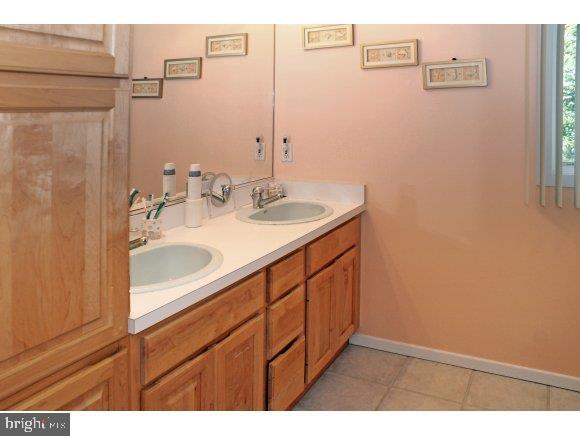 1229 Ridge Avenue Manahawkin, NJ 08050 - Photo 18 of 24 Gallery Image 18
