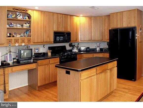 1229 Ridge Avenue Manahawkin, NJ 08050 - Photo 23 of 24 Gallery Image 23