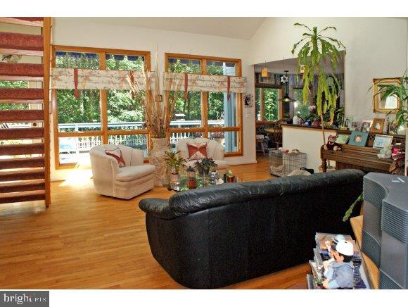1229 Ridge Avenue Manahawkin, NJ 08050 - Photo 6 of 24 Gallery Image 6