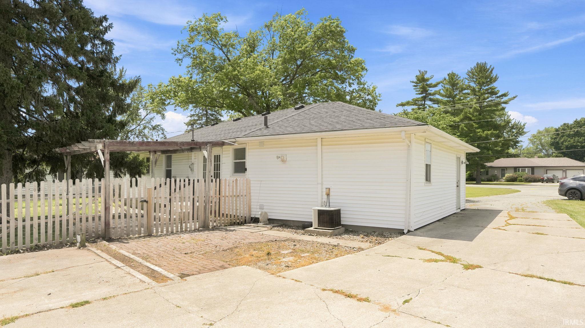 7124 St Joe Road Fort Wayne, IN 46835 - Photo 44 of 49