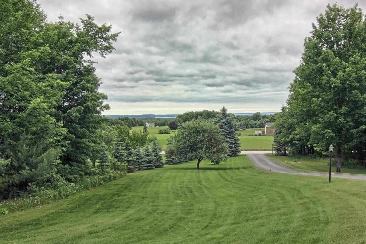 10732 Deal Road Williamsburg, MI 49690 - Photo 31 of 34 1813191-30.JPG