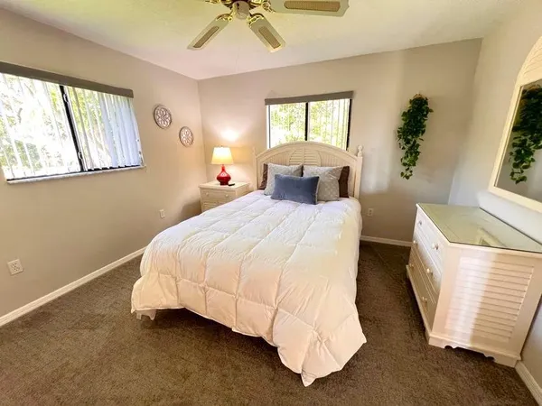 $4,950 | 9 Point View Place, Cocoa, FL 32926