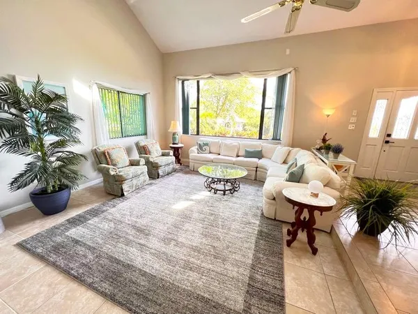 $4,950 | 9 Point View Place, Cocoa, FL 32926