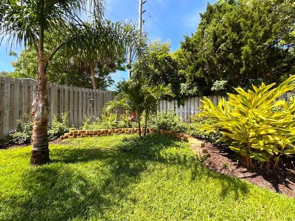 $4,950 | 9 Point View Place, Cocoa, FL 32926