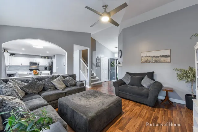 $385,000 | 1891 Westmore Grove Drive, Plainfield, IL 60586