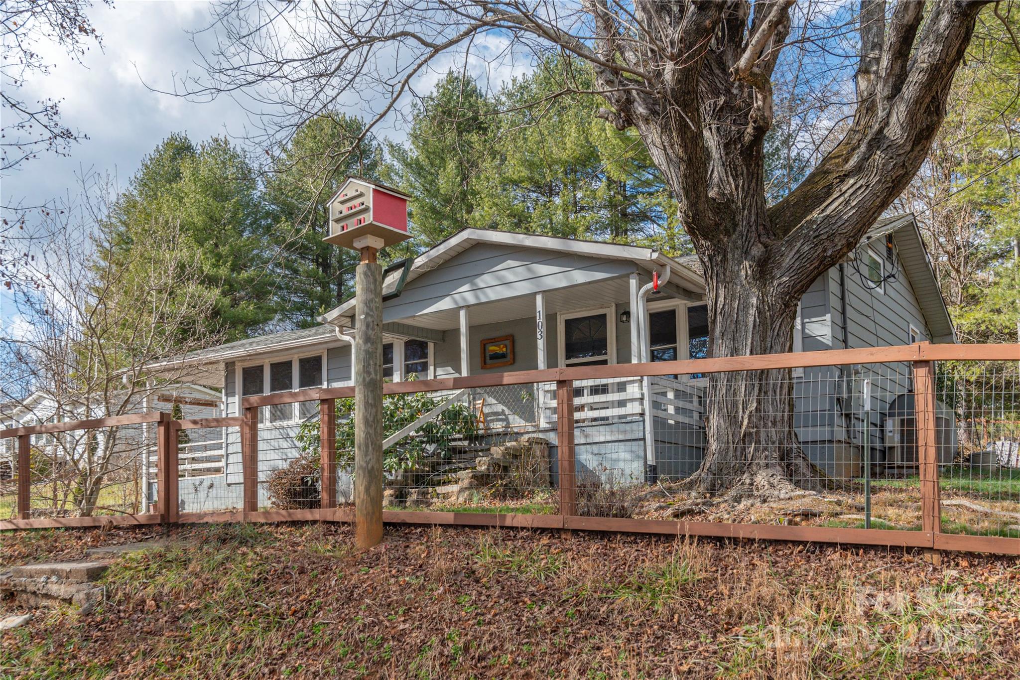 103 West Long Cv Road Candler, NC 28715 - Photo 17 of 26 Gallery Image 17