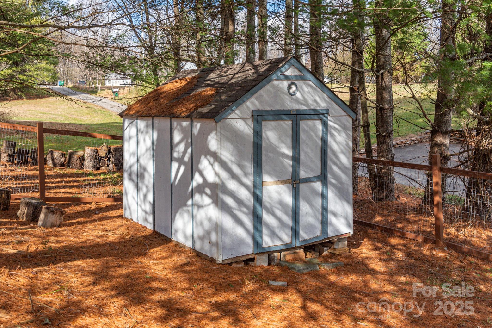 103 West Long Cv Road Candler, NC 28715 - Photo 24 of 26 Gallery Image 24