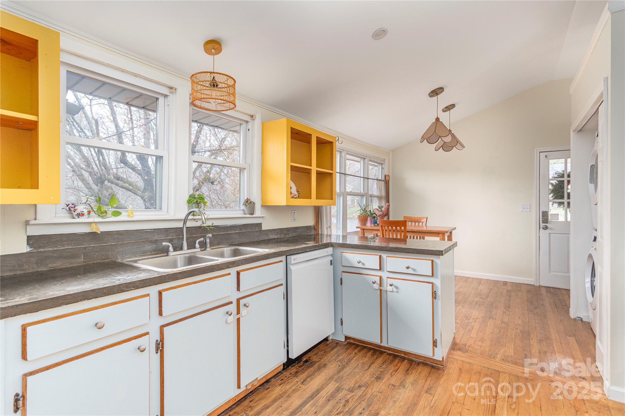 103 West Long Cv Road Candler, NC 28715 - Photo 7 of 26 Gallery Image 7