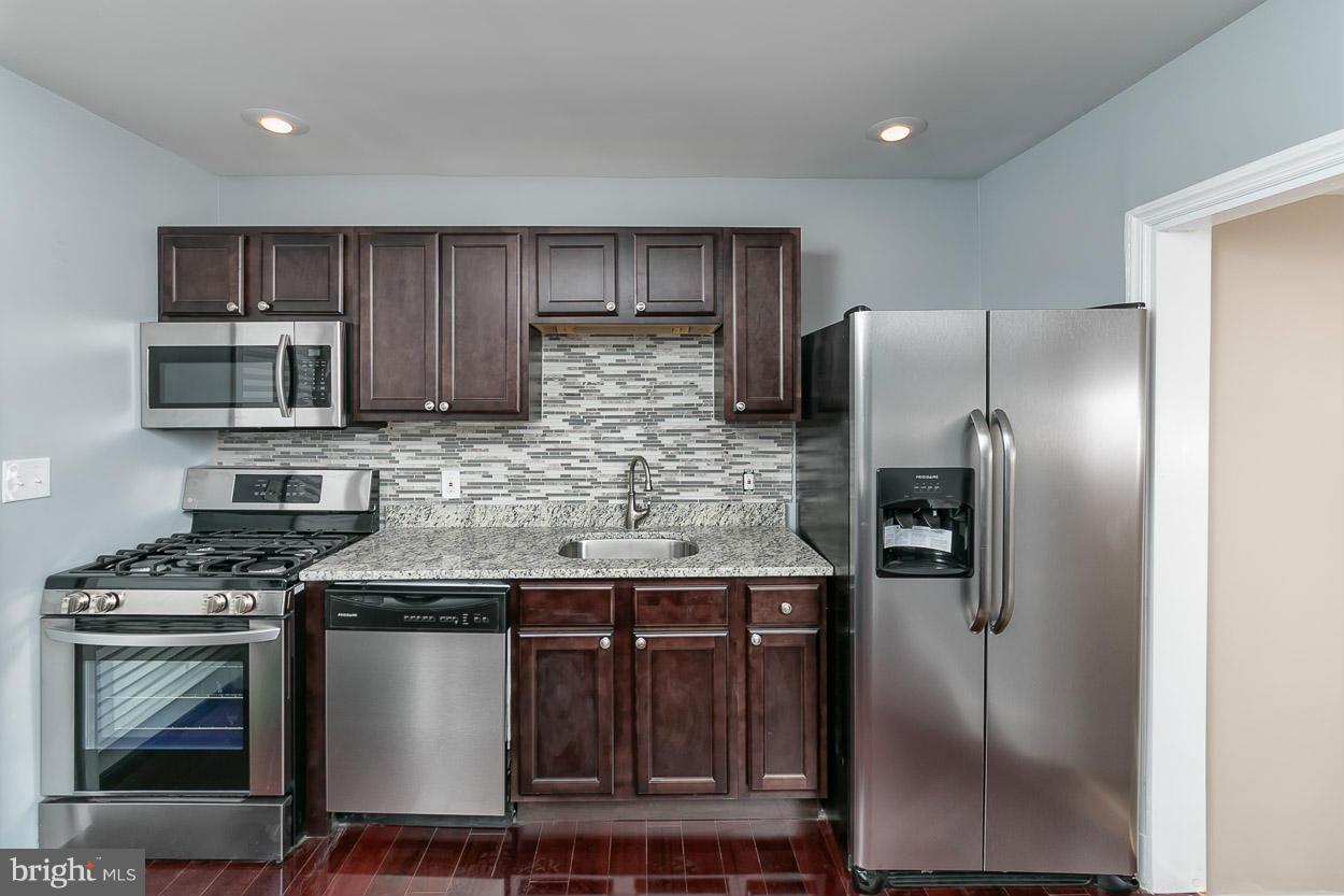 3705 West Cold Spring Lane Baltimore, MD 21215 - Photo 2 of 27 Kitchen