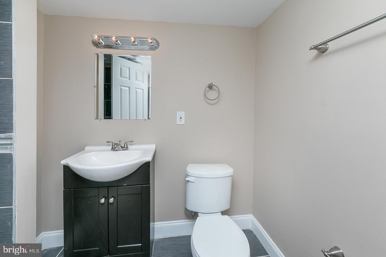 3705 West Cold Spring Lane Baltimore, MD 21215 - Photo 22 of 27 Bath