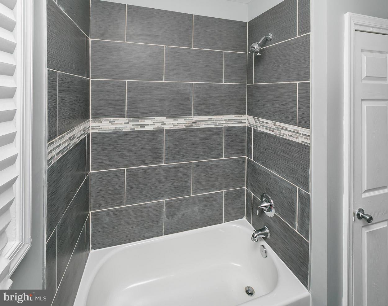 3705 West Cold Spring Lane Baltimore, MD 21215 - Photo 7 of 27 Bath