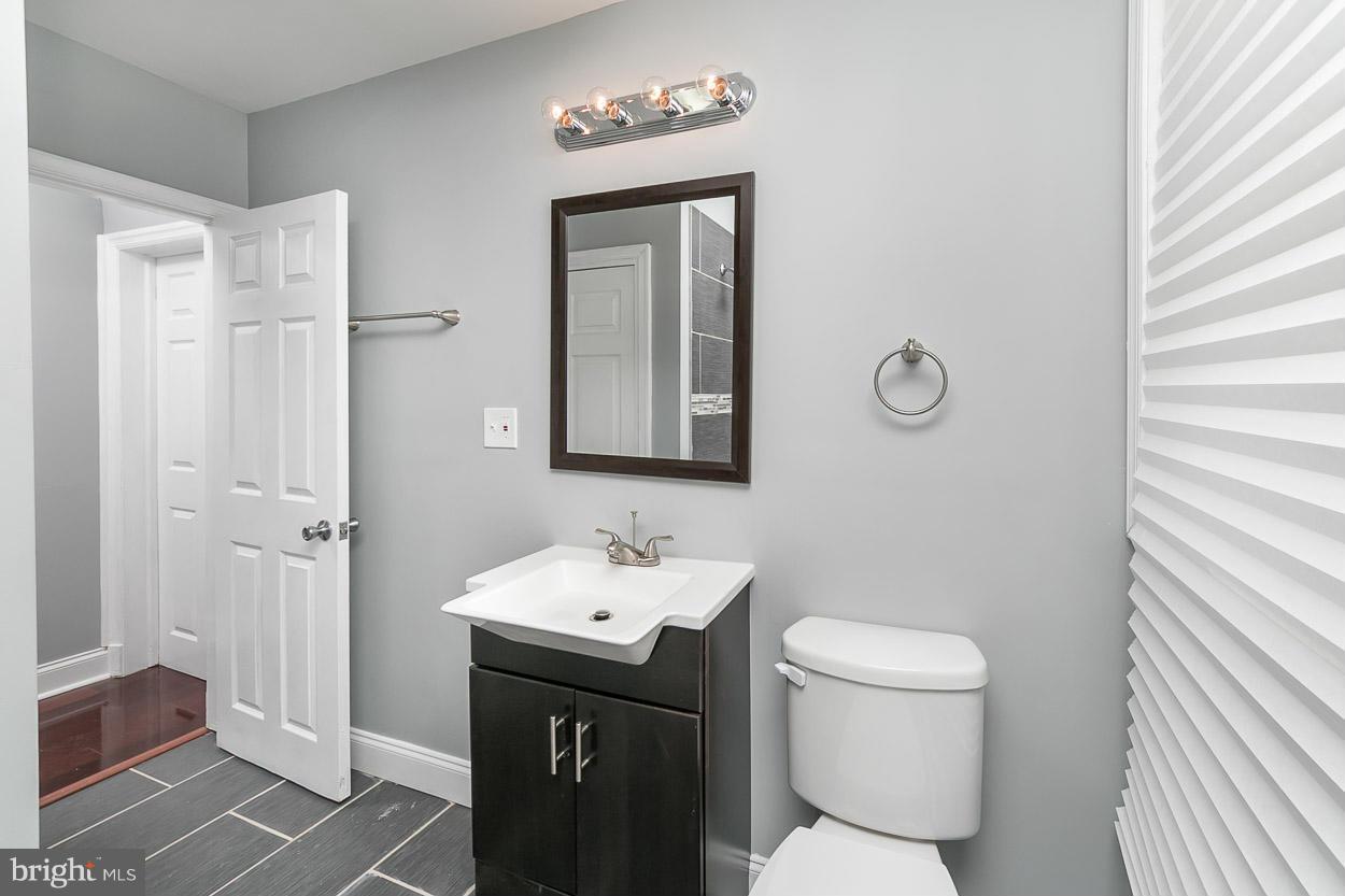 3705 West Cold Spring Lane Baltimore, MD 21215 - Photo 8 of 27 Bath