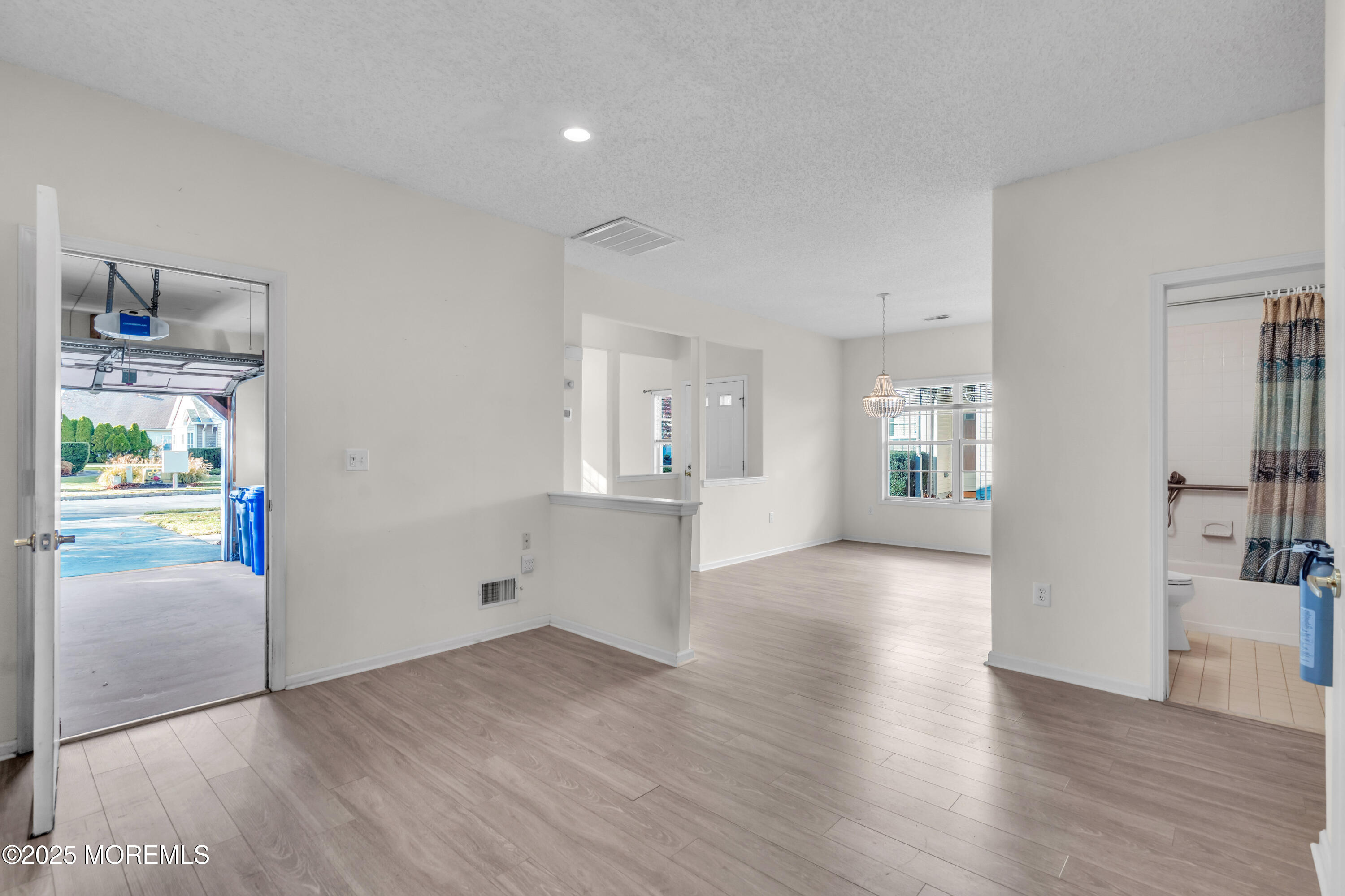 32 Riva Boulevard, Unit 2277 Brick, NJ 08723 - Photo 11 of 23 a view of an empty room and window