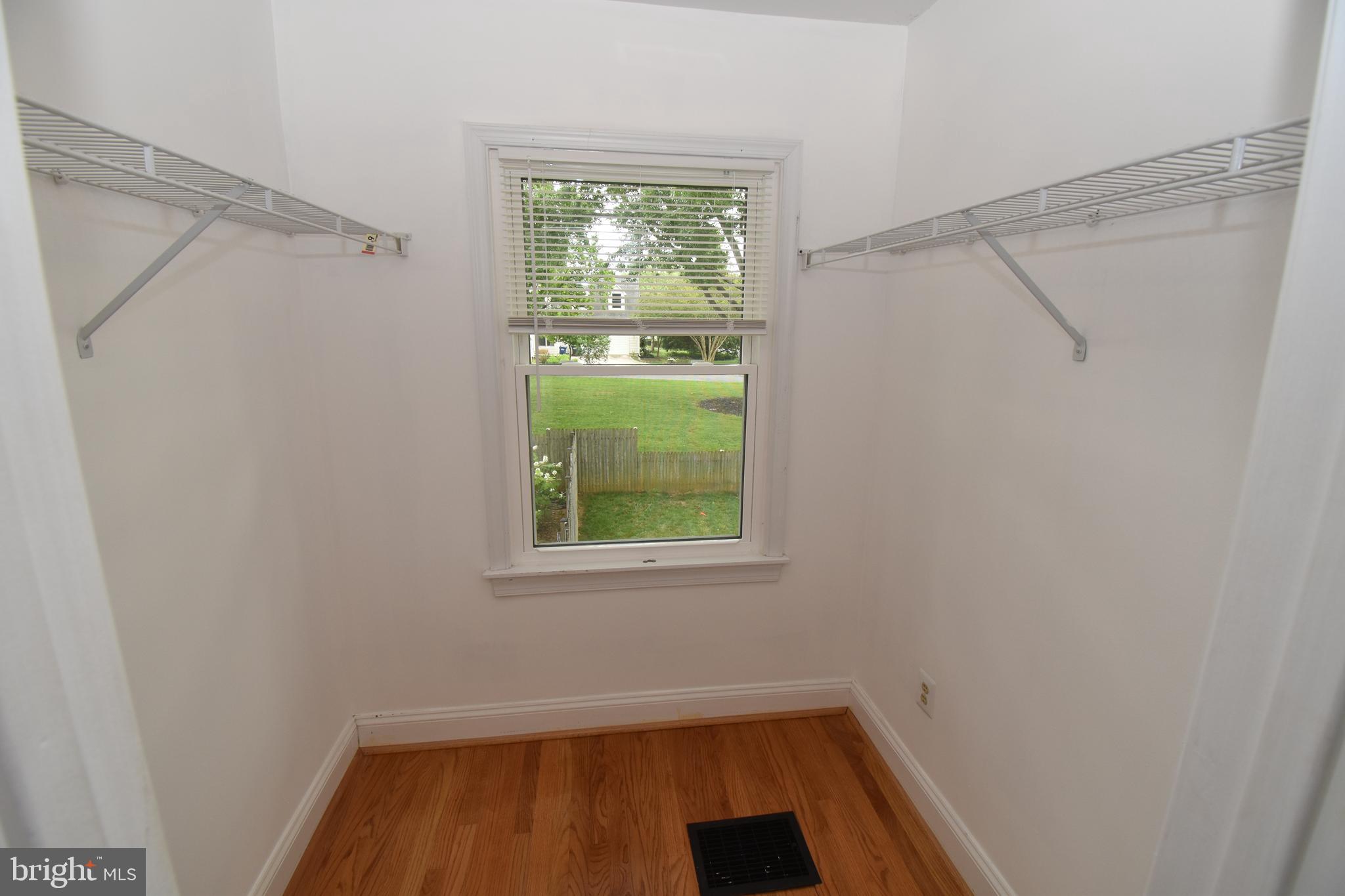 2901 Meadow View Road Falls Church, VA 22042 - Photo 24 of 43 Primary walk-in closet