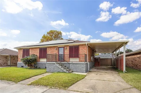 $210,000 | 131 Ann Lane, St. Rose, LA 70087