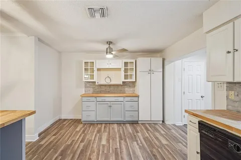 $210,000 | 131 Ann Lane, St. Rose, LA 70087