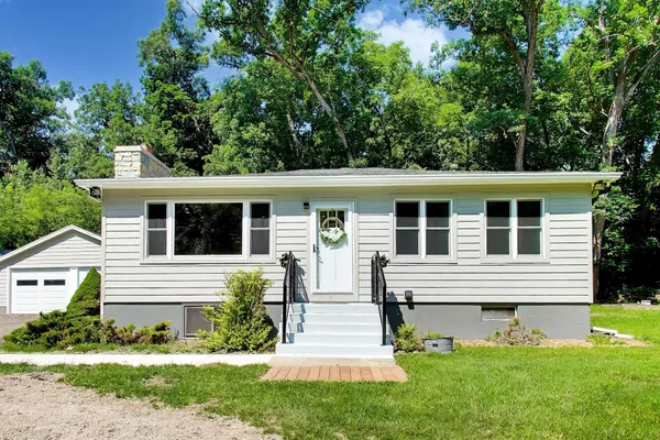 $699,900 | N1547 Wooddale Drive, Linn, WI 53147