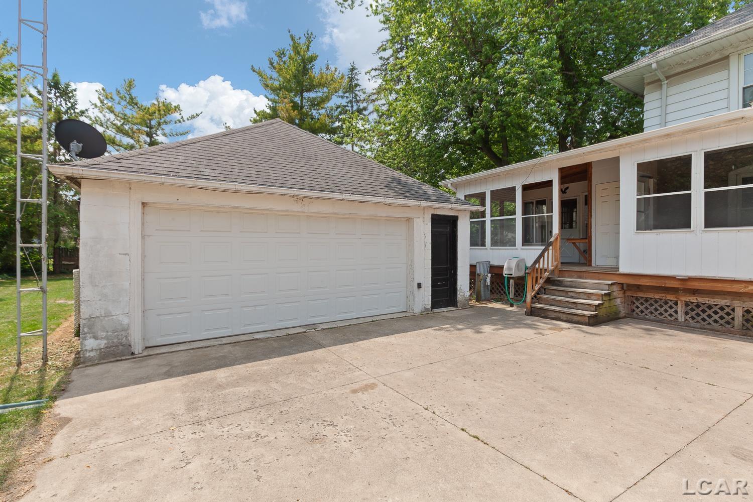 302 Croswell Street Adrian, MI 49221 - Photo 45 of 58