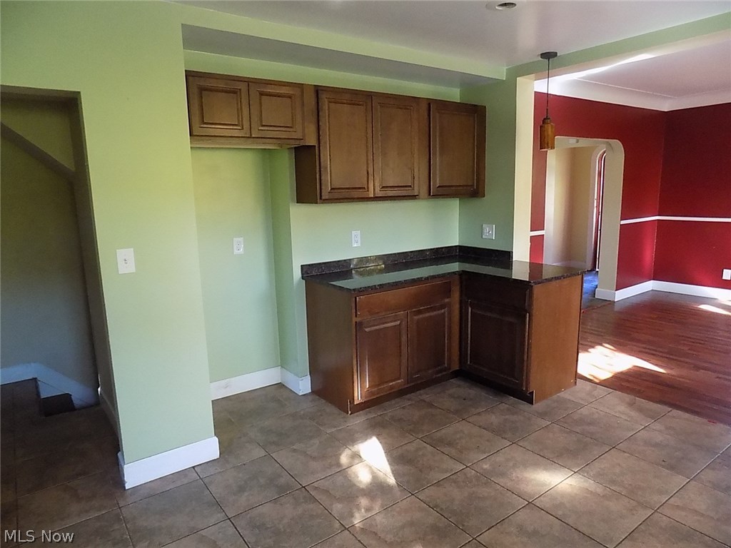 3034 Ludlow Road Shaker Heights, OH 44120 - Photo 9 of 29