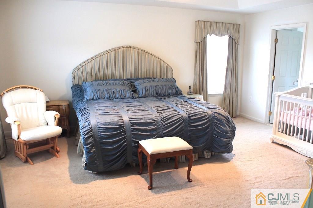 9 Carnation Road Monroe Township, NJ 08831 - Photo 11 of 25 Gallery Image 11