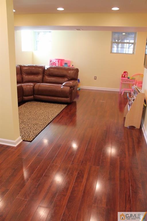 9 Carnation Road Monroe Township, NJ 08831 - Photo 14 of 25 Gallery Image 14