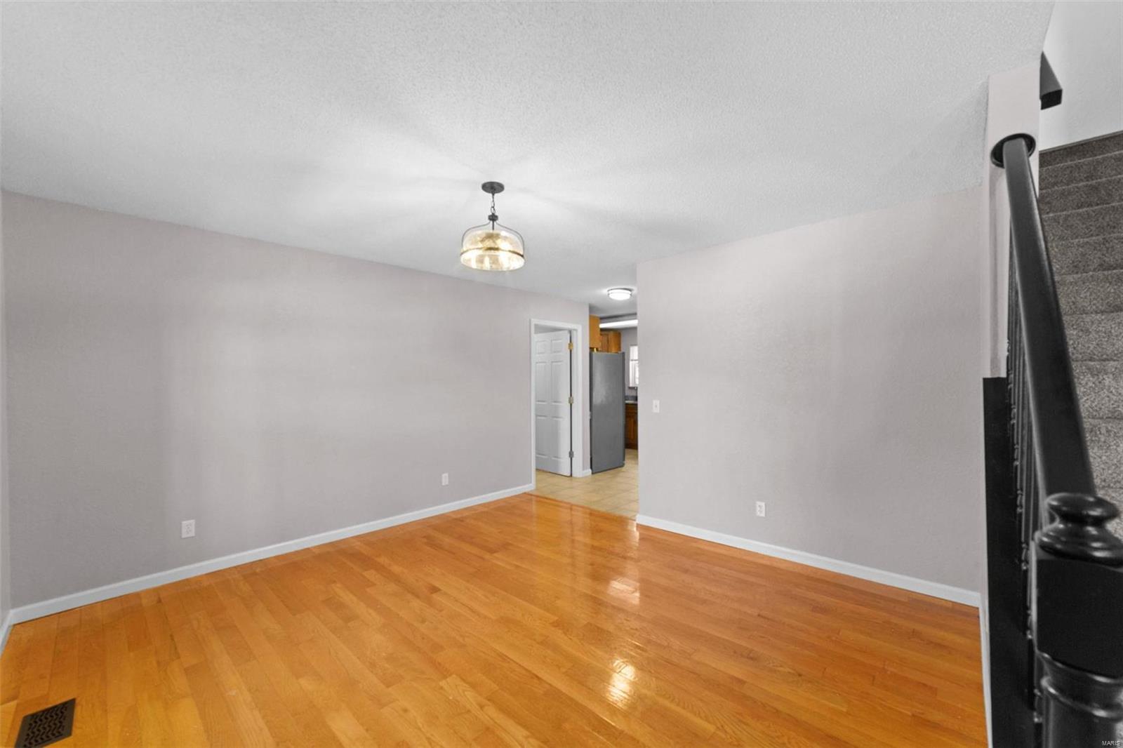 2712 Kettering Drive St. Charles, MO 63303 - Photo 7 of 42