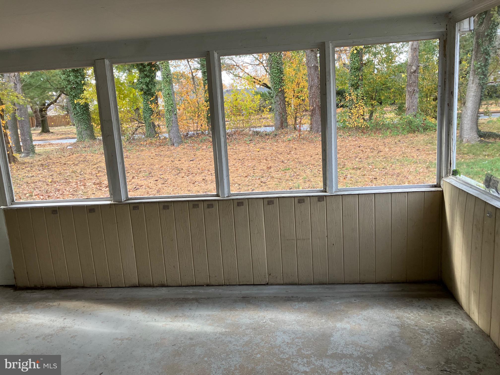 15 Blueberry Lane Willingboro, NJ 08046 - Photo 13 of 14 an empty room with large windows
