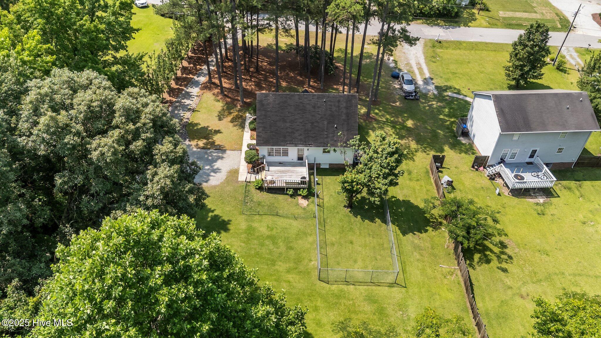 918 Circle Drive Angier, NC 27501 - Photo 13 of 43 13-web-or-mls-DJI_20250602111733_0436_D
