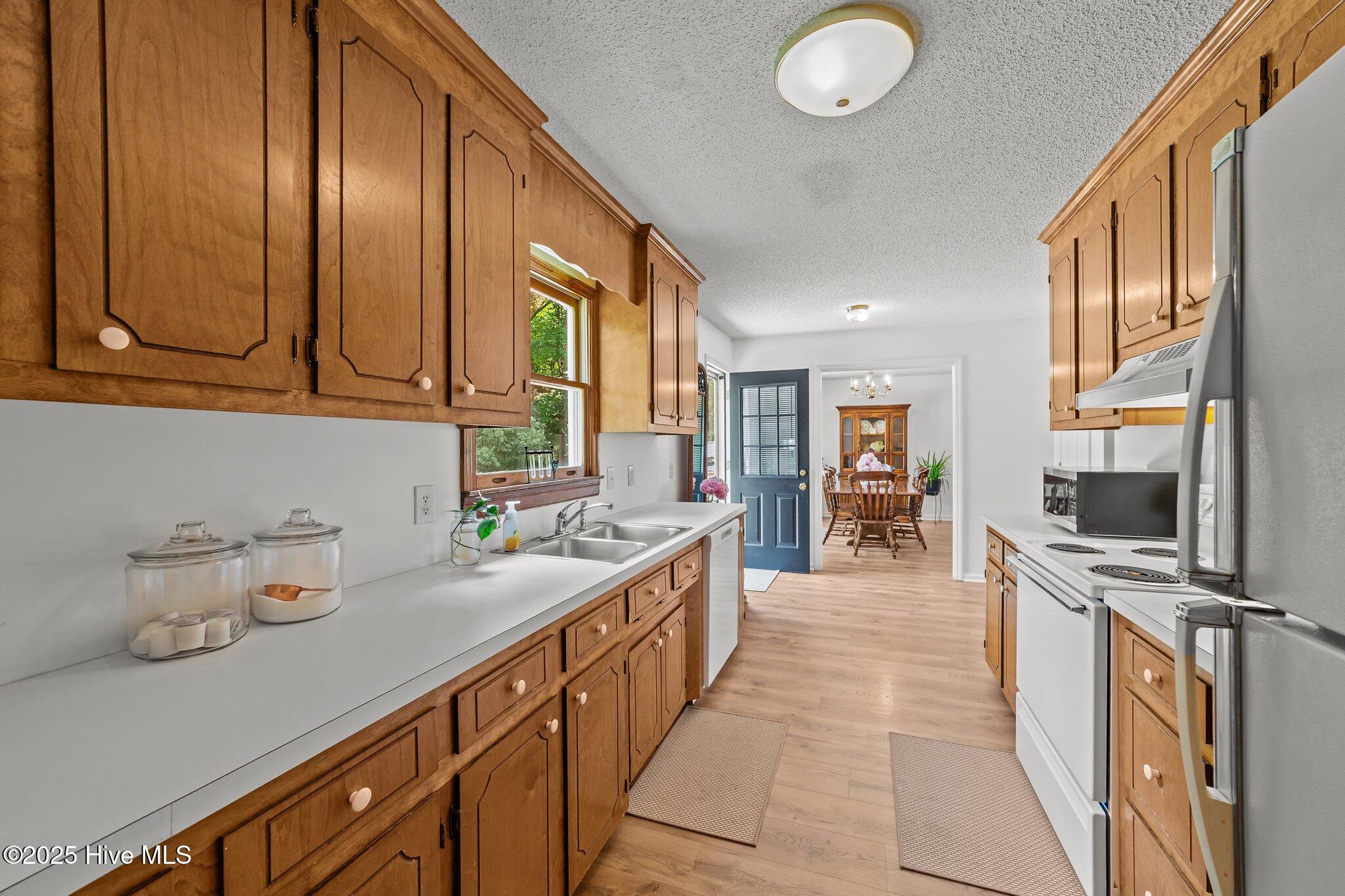 918 Circle Drive Angier, NC 27501 - Photo 28 of 43 28-web-or-mls-VB4A0528