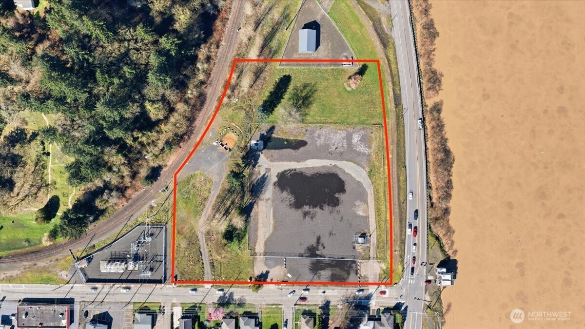 101 Fishers Lane Longview, WA 98626 - Photo 14 of 14 an aerial view of a house