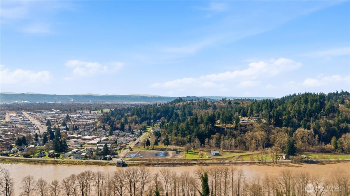 101 Fishers Lane Longview, WA 98626 - Photo 9 of 14 a view of a lake and mountain view
