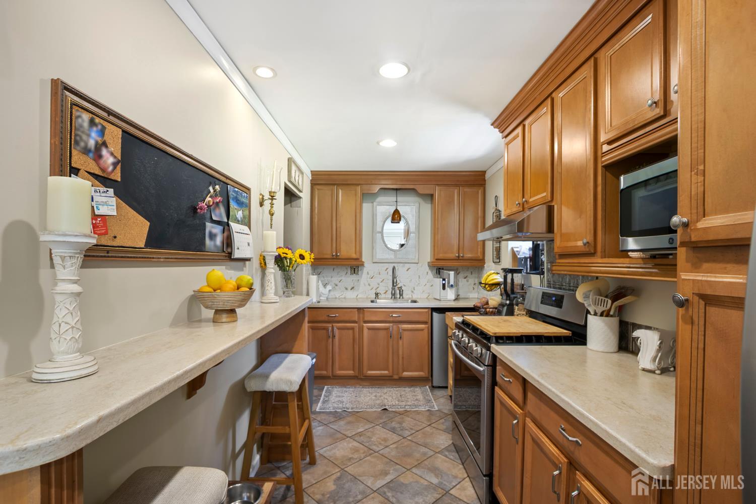 124 Dover Chester Road Randolph, NJ 07869 - Photo 7 of 39