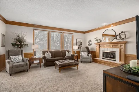 $465,000 | 13209 South Locust Street, Olathe, KS 66062