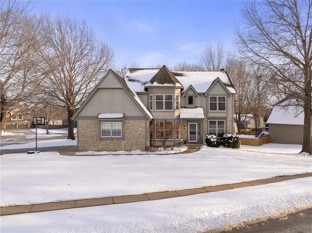 $465,000 | 13209 South Locust Street, Olathe, KS 66062