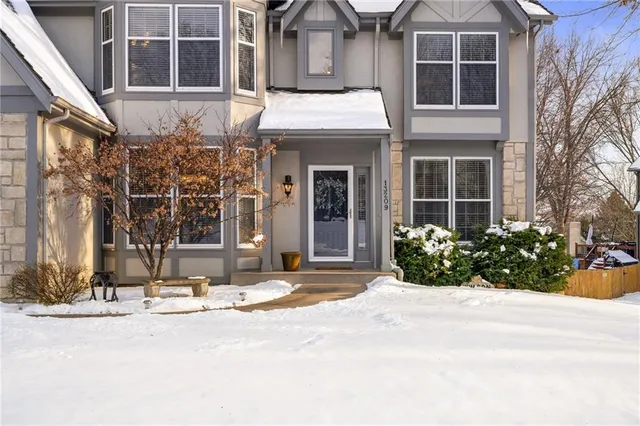 $465,000 | 13209 South Locust Street, Olathe, KS 66062