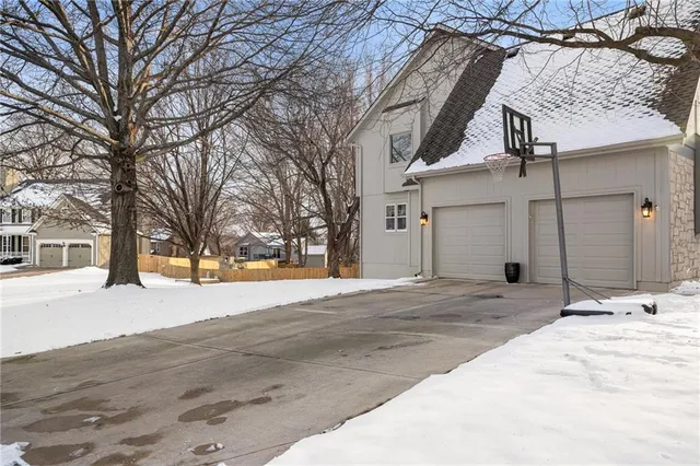 $465,000 | 13209 South Locust Street, Olathe, KS 66062