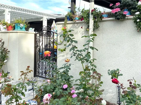 $695,000 | 1851 McKinney Way, Seal Beach, CA 90740