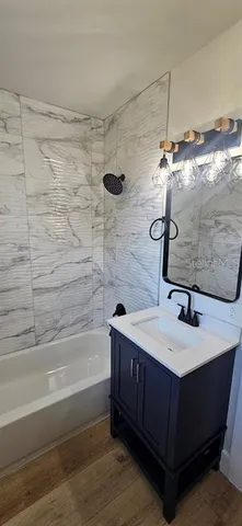 $369,900 | 410 South Oxalis Avenue, Orlando, FL 32807