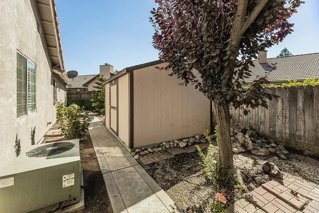 $699,000 | 522 West Jordan Avenue, Clovis, CA 93611