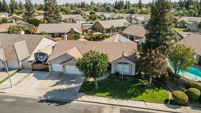 $699,000 | 522 West Jordan Avenue, Clovis, CA 93611