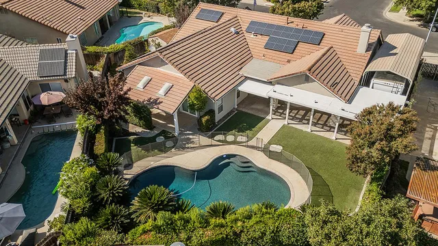 $699,000 | 522 West Jordan Avenue, Clovis, CA 93611