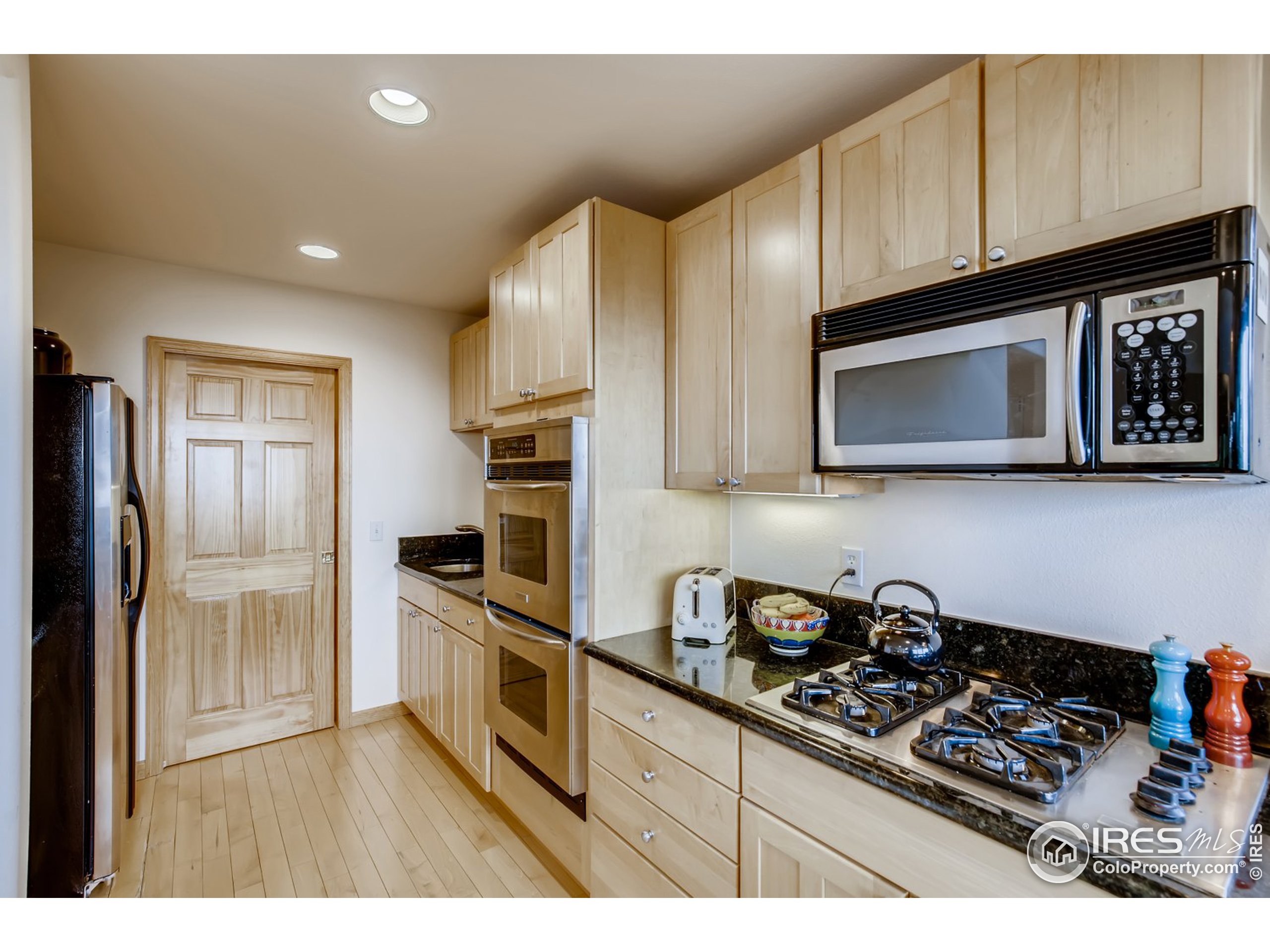 98 Rim Road Boulder, CO 80302 - Photo 8 of 31