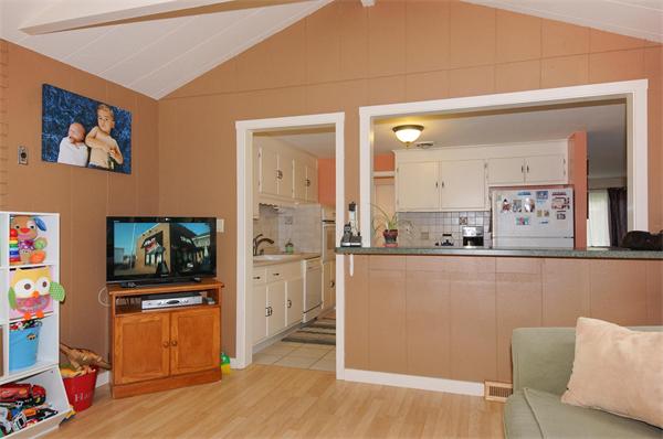 5 Livoli Road Framingham, MA 01701 - Photo 5 of 18 Gallery Image 5