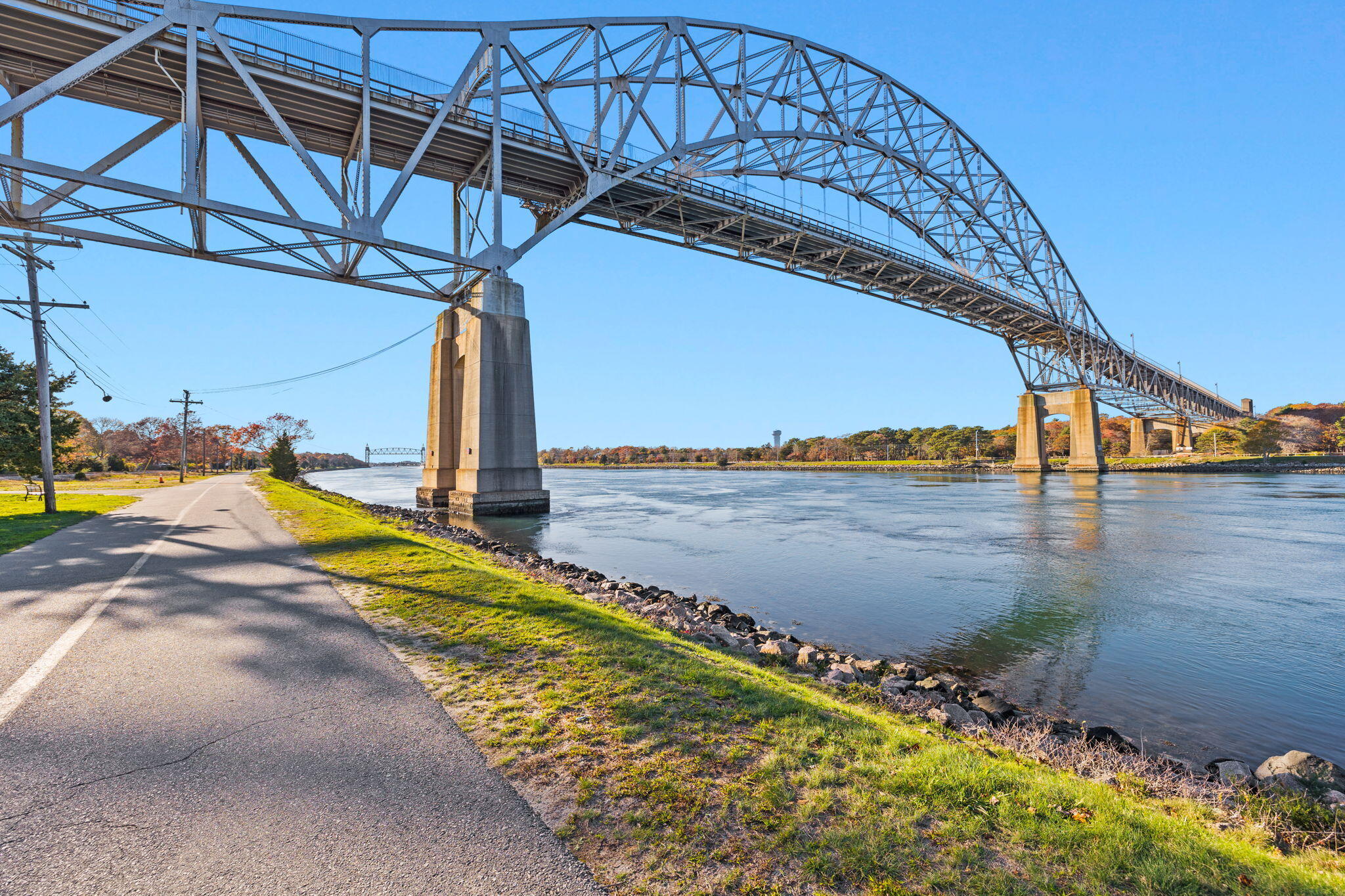 21 Heather Hill Road Buzzards Bay, MA 02532 - Photo 3 of 32 a view of a swimming pool with a patio