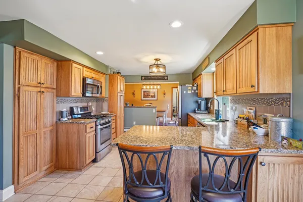 $629,900 | N4691 County Rd HH, Mauston, WI 53948