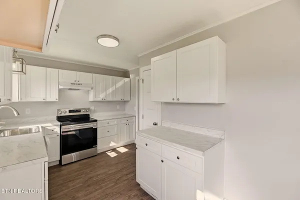 $380,000 | 418 Highland Drive, Clinton, TN 37716