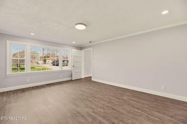 $380,000 | 418 Highland Drive, Clinton, TN 37716