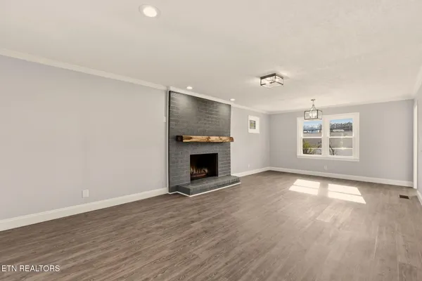 $380,000 | 418 Highland Drive, Clinton, TN 37716