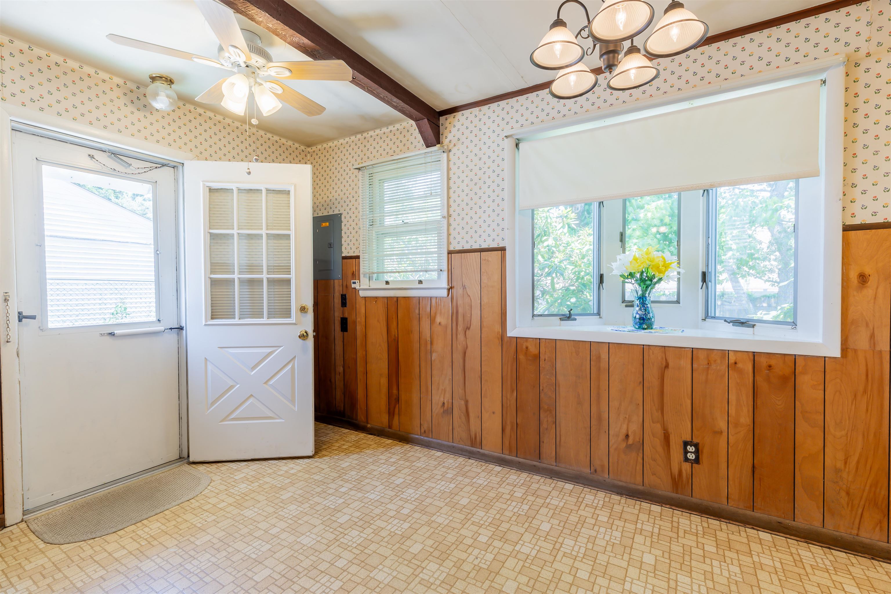 12 Linden Lane Rio Grande, NJ 08242 - Photo 7 of 21 Gallery Image 7