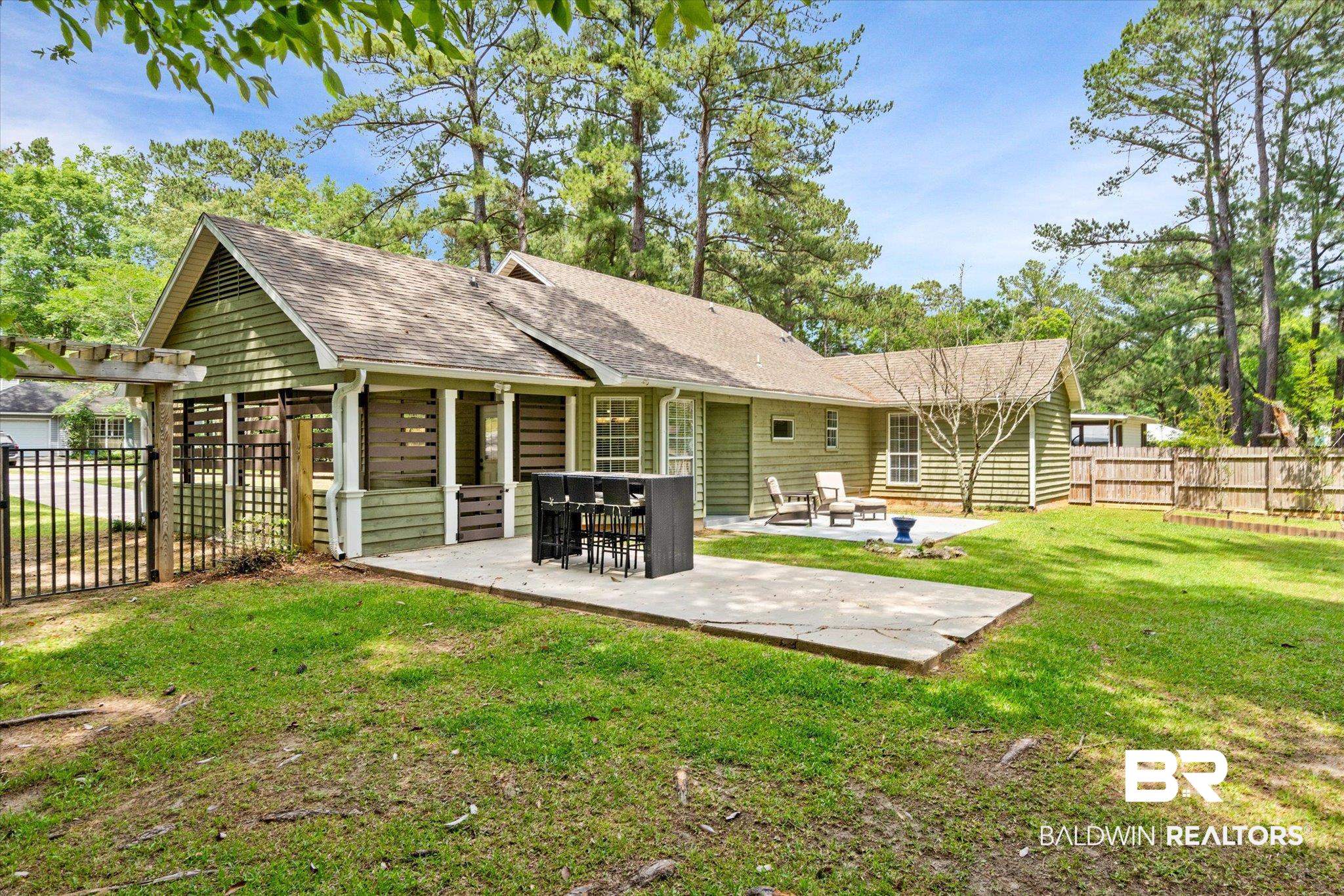 107 Nicole Place Daphne, AL 36526 - Photo 23 of 40 Back Patio